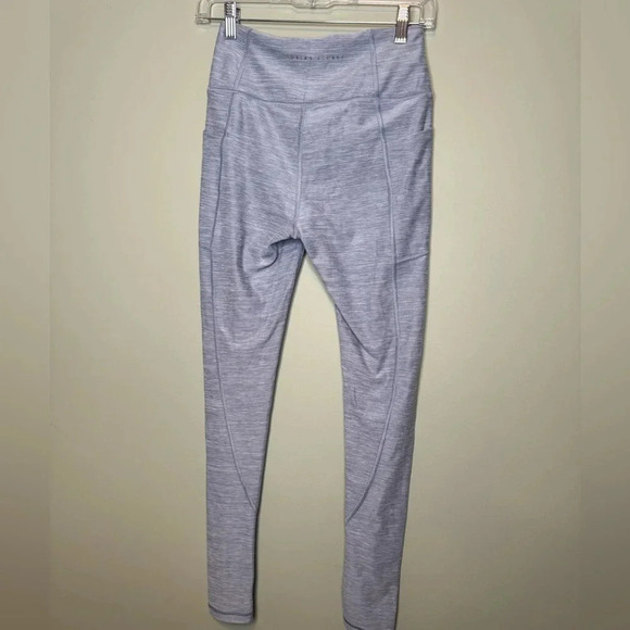 Victoria’s Secret lavender leggings - Picture 1 of 5